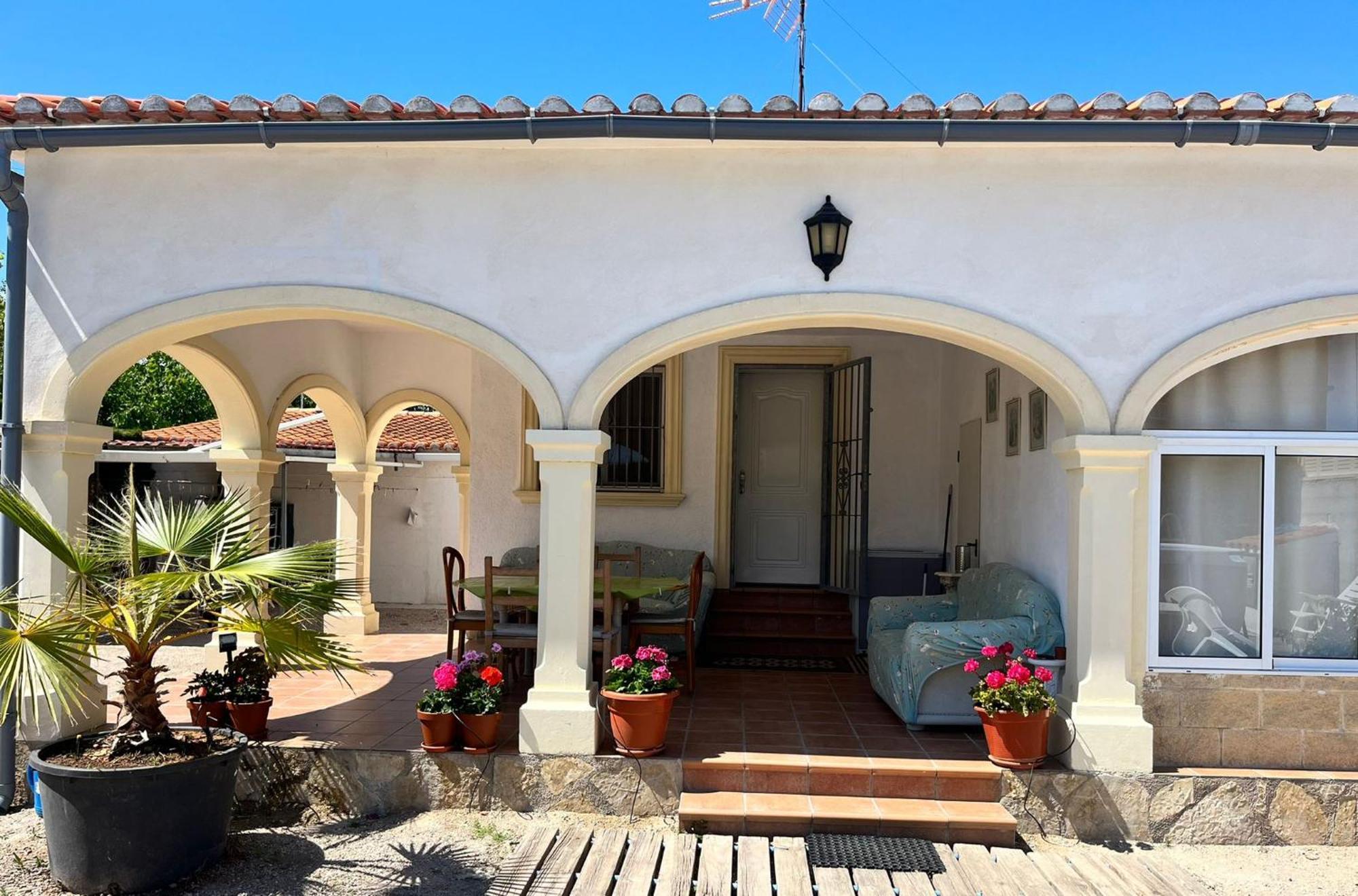 The House Guest House Les Deveses ภายนอก รูปภาพ